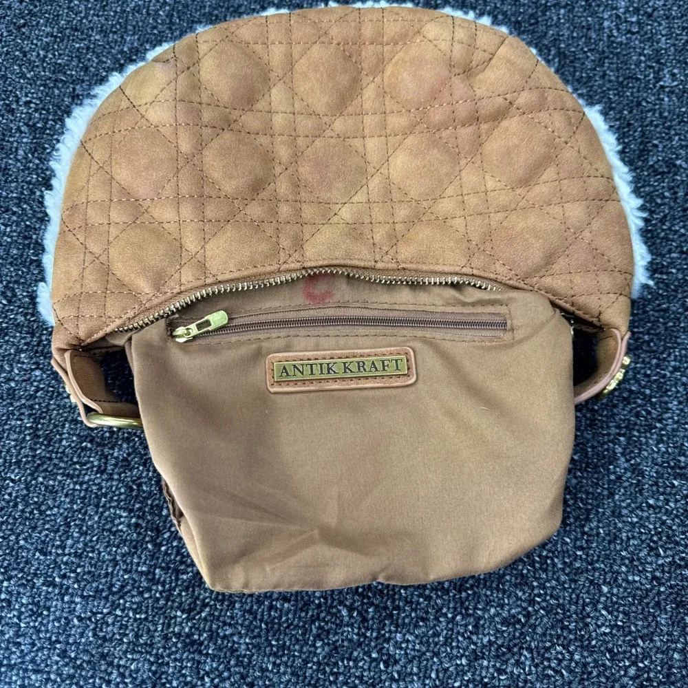 Antik Kraft Quilted Sherpa Trim Crescent Hobo Bag Women Small Tan GOOD